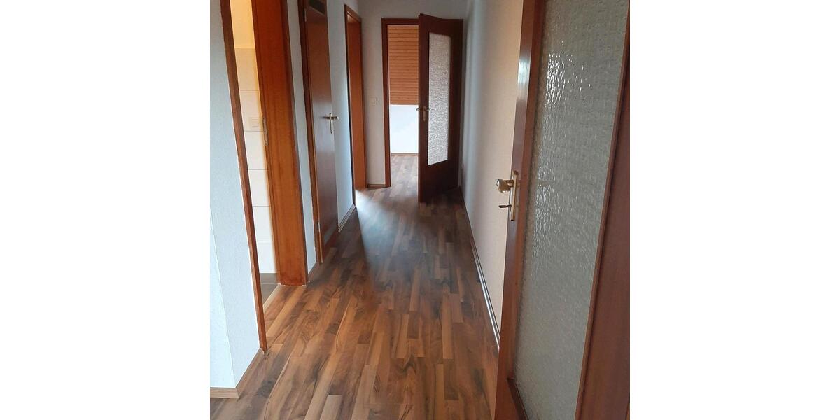 Dachgeschoßwohnung Geldern - 2.5 Zimmer, 57 m&sup2;, 640&euro; | Angebot:24853265