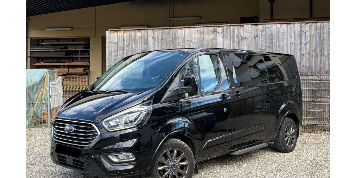 Ford Tourneo Custom 245.000 km 17.990 &euro; Offenburg OT Nordstadt 77652