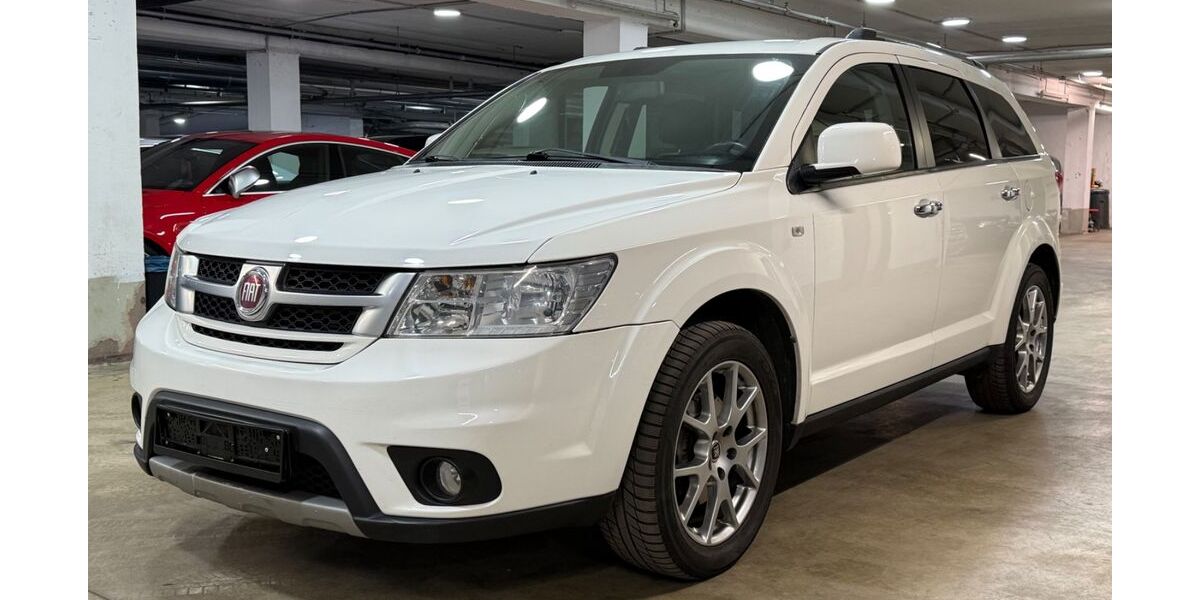 Fiat Freemont 144.814 km 11.999 &euro; München 81677