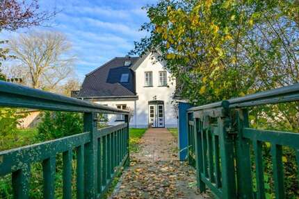 Haus Pellworm - 5 Zimmer, 235 m&sup2;, 675.000&euro; | Angebot:23816160