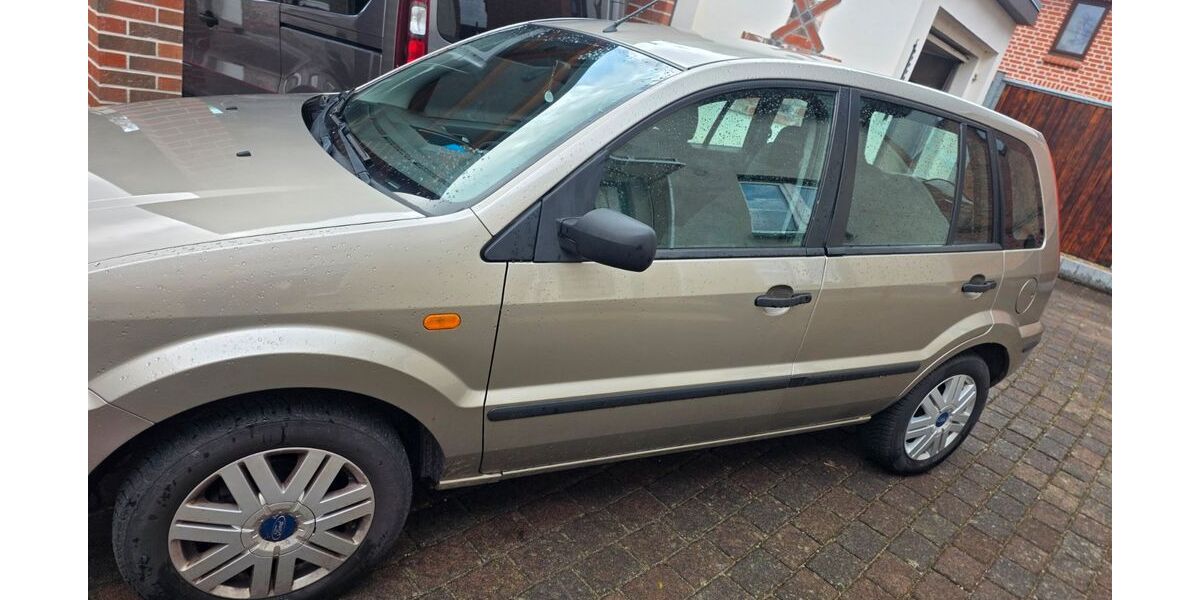 Ford Fusion 179.700 km 1.600 &euro; Gadebusch 19205