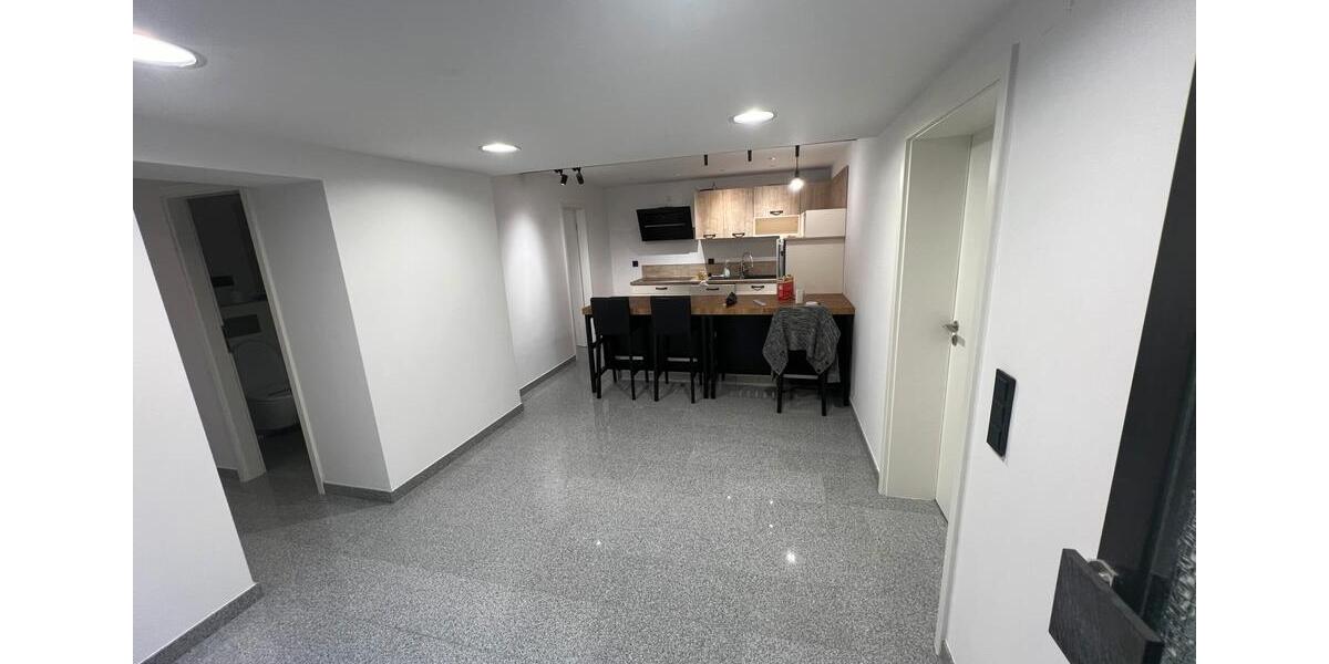 Etagenwohnung Schwetzingen - 2 Zimmer, 46 m&sup2;, 900&euro; | Angebot:25894877