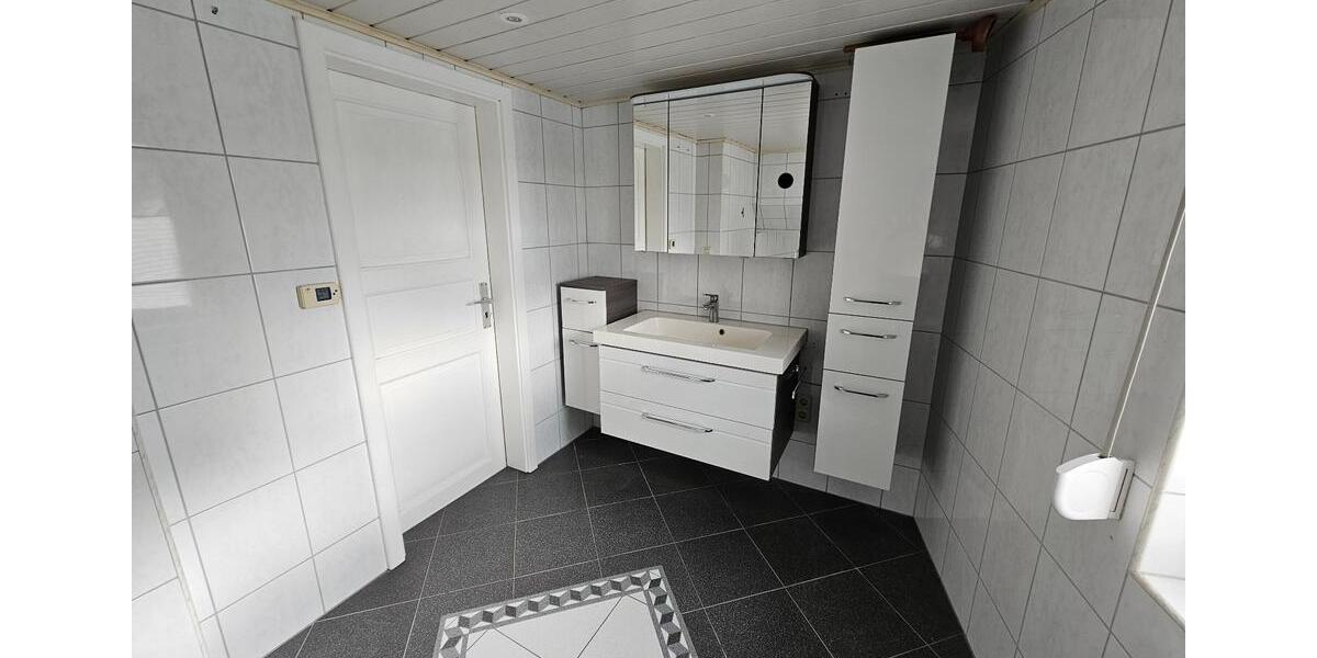 Dachgeschoßwohnung Oberharz am Brocken Benneckenstein - 5 Zimmer, 160 m&sup2;, 800&euro; | Angebot:26058823
