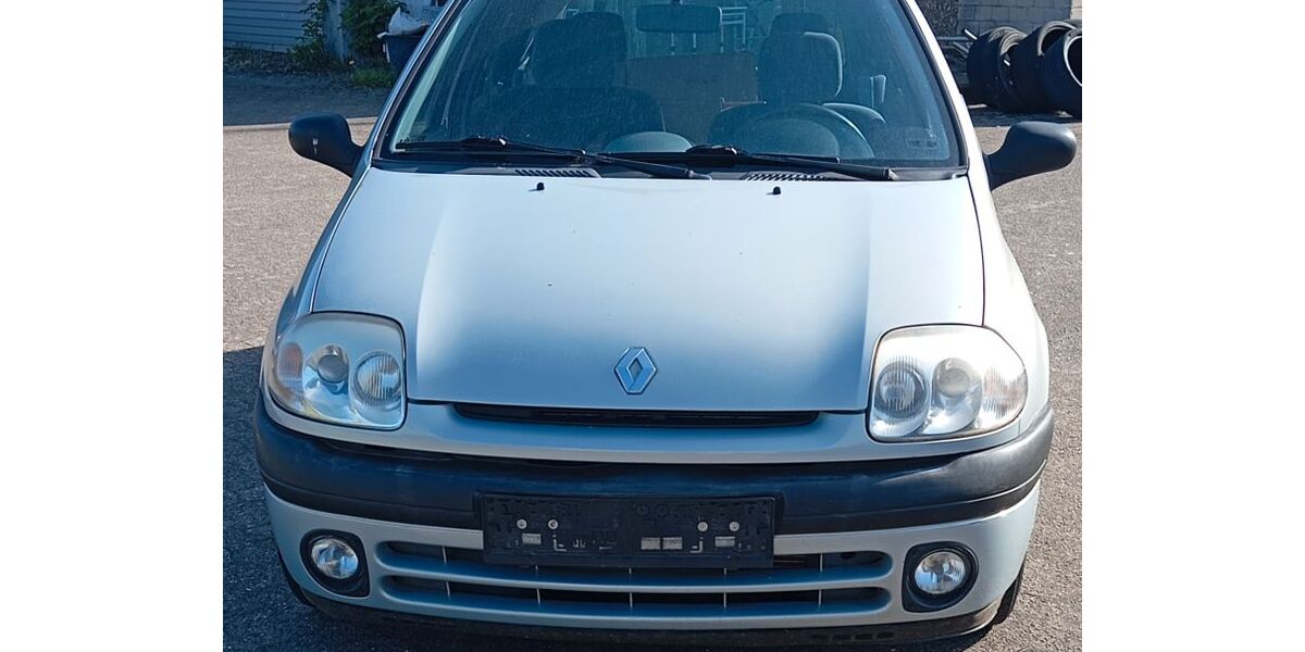 Renault Clio 74.845 km 1.800 &euro; Flensburg 24939