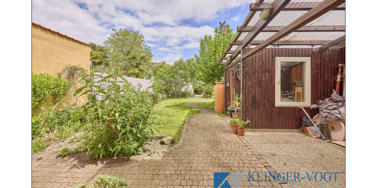 Reihenmittelhaus Ludwigshafen am Rhein Oppau - 5 Zimmer, 138 m&sup2;, 345.000&euro; | Angebot:26704448