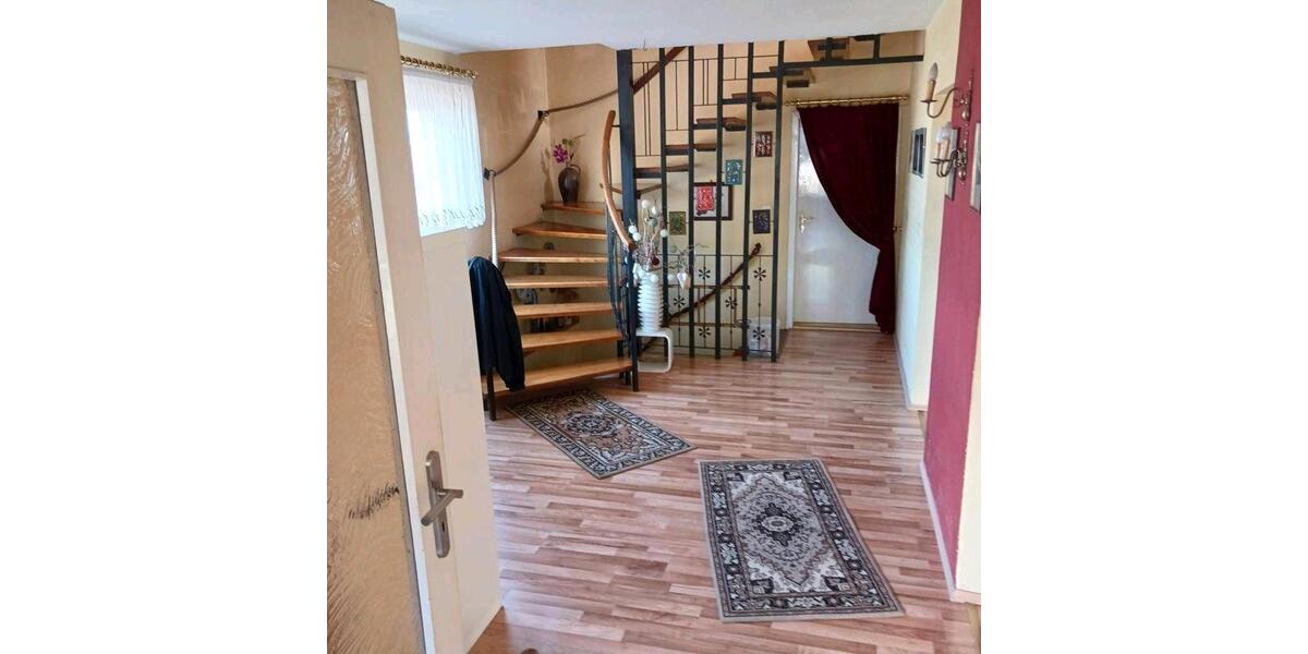 Einfamilienhaus Arnstadt - 5 Zimmer, 155 m&sup2;, 249.000&euro; | Angebot:26503156