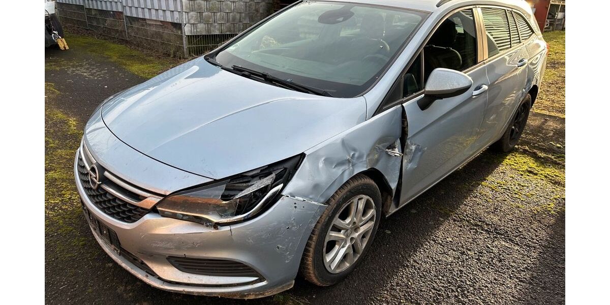 Opel Astra 96.583 km 5.995 &euro; Losheim am See 66679