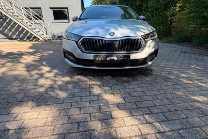 Skoda Octavia 250.000 km 10.499 &euro; München 81249
