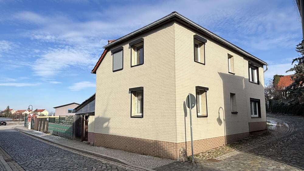 Einfamilienhaus Quedlinburg Gernrode - 3 Zimmer, 110 m&sup2;, 49.000&euro; | Angebot:26860587