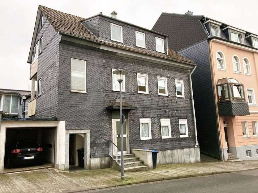 Haus zum Kaufen in Wermelskirchen 498.000 € 245 m²