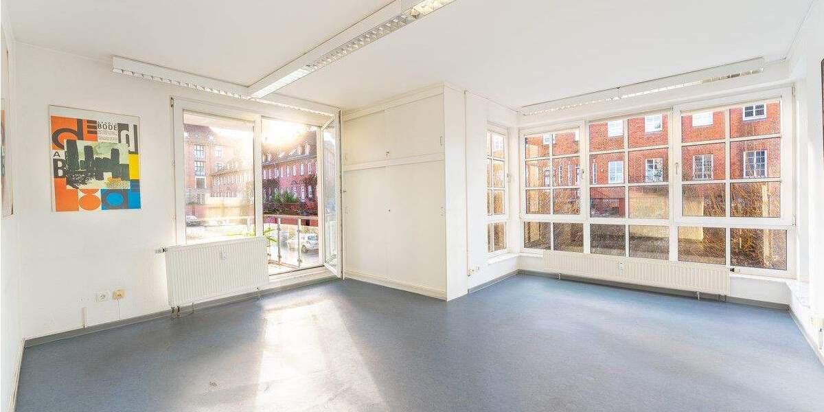 Helle Büroetage mit 8 Räumen an der Wilhelmshöher Allee in Wehlheiden 8 zimmer