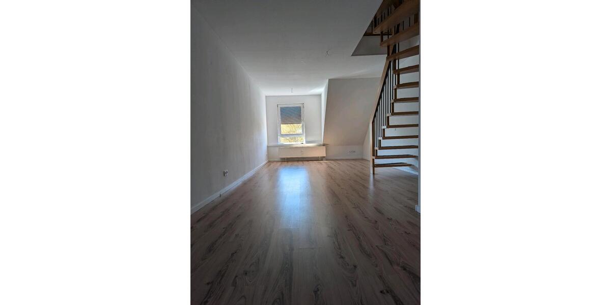 Dachgeschoßwohnung Stadtlauringen - 4 Zimmer, 86 m&sup2;, 199.000&euro; | Angebot:26163919