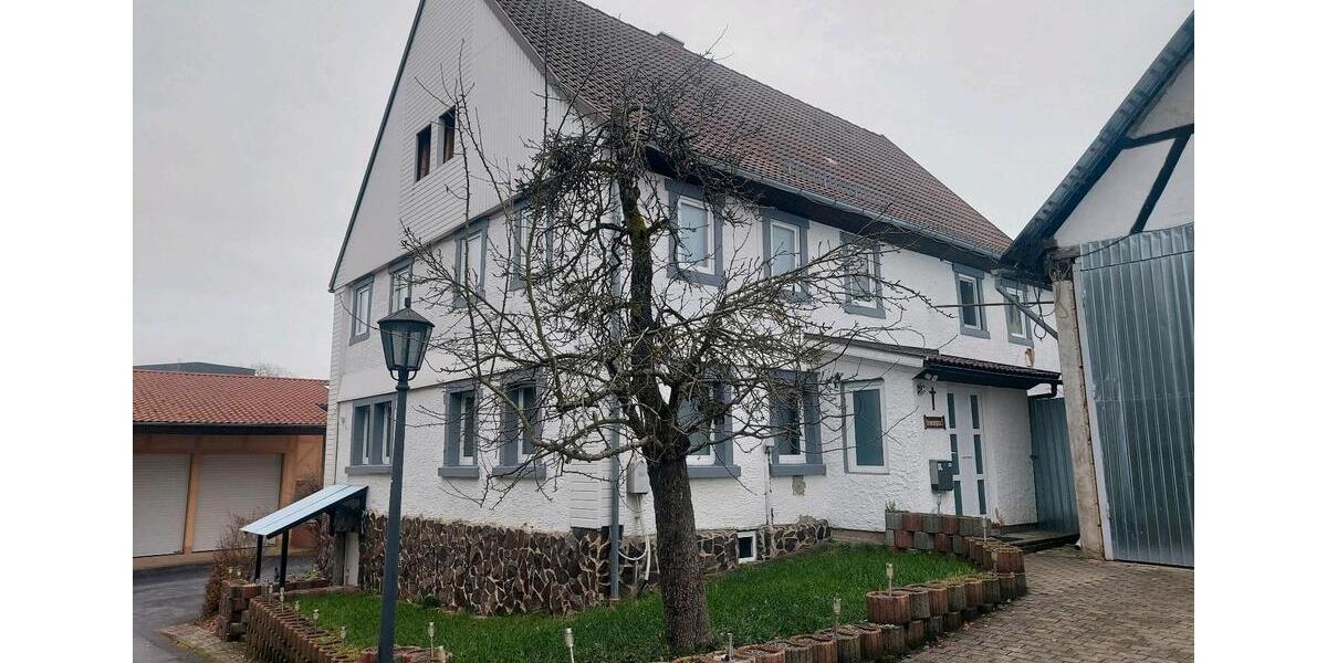 Mehrfamilienhaus, Wohnhaus Ahorn - 8 Zimmer, 110 m&sup2;, 260.000&euro; | Angebot:26182759