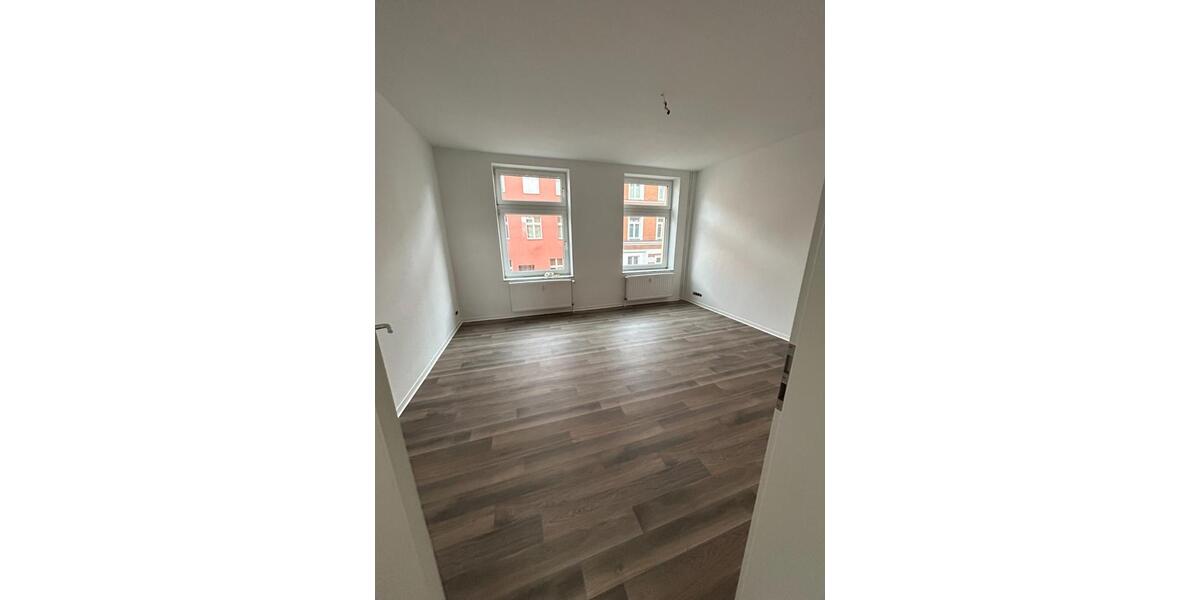 Etagenwohnung Schwerin - 1 Zimmer, 38 m&sup2;, 380&euro; | Angebot:25538360