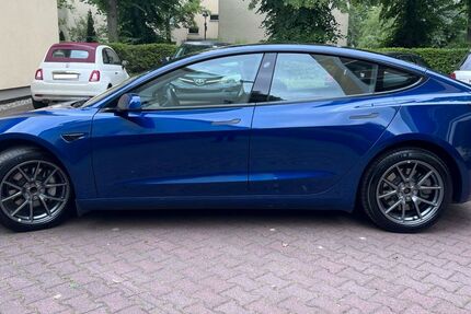 Tesla Model 3 45.000 km 31.500 &euro; Berlin 14052