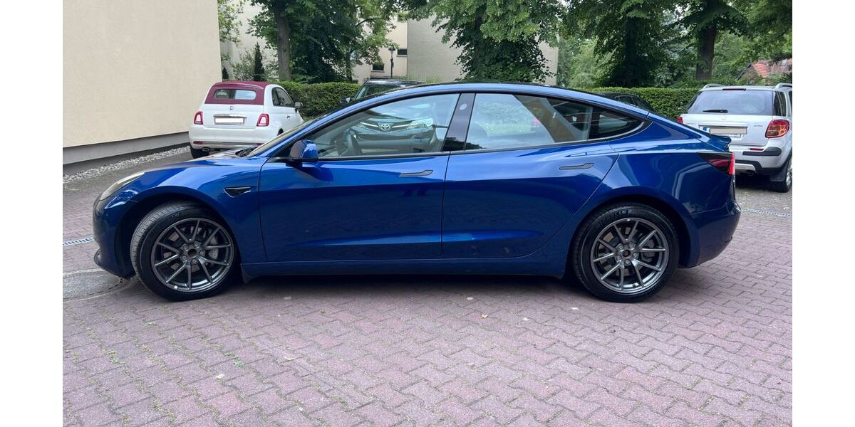 Tesla Model 3 45.000 km 31.500 &euro; Berlin 14052
