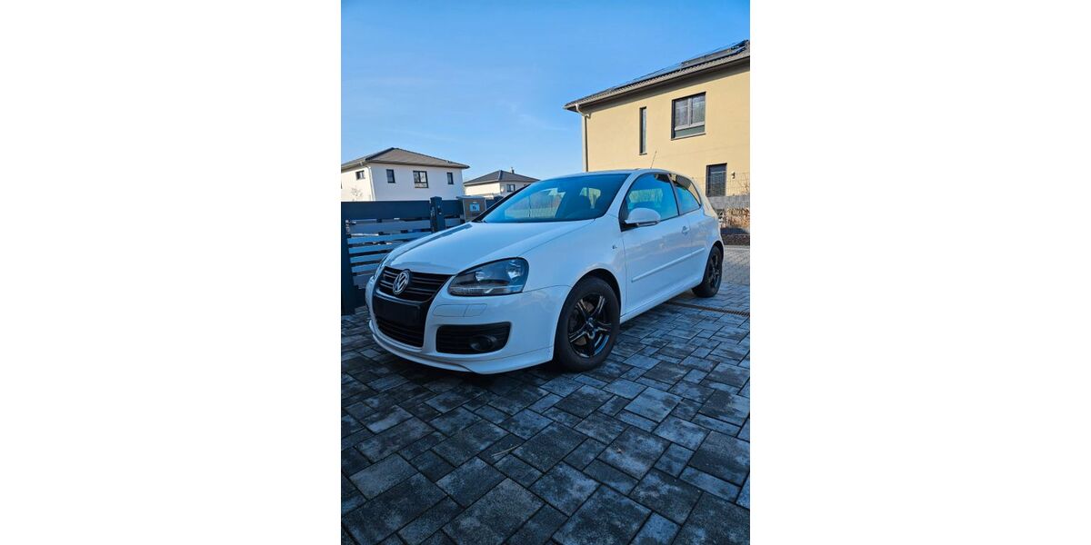 VW Golf 200.500 km 3.499 &euro; Groß Gaglow 03051