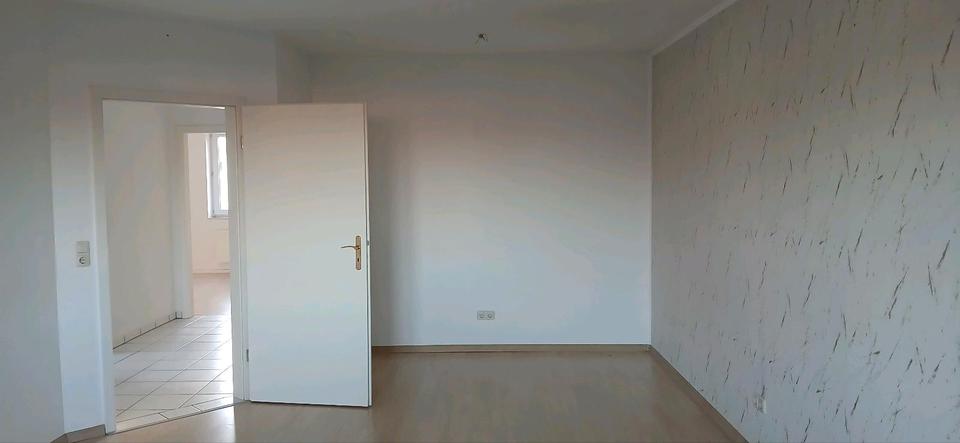Etagenwohnung Sülzetal - 3 Zimmer, 74 m&sup2;, 600&euro; | Angebot:26373719