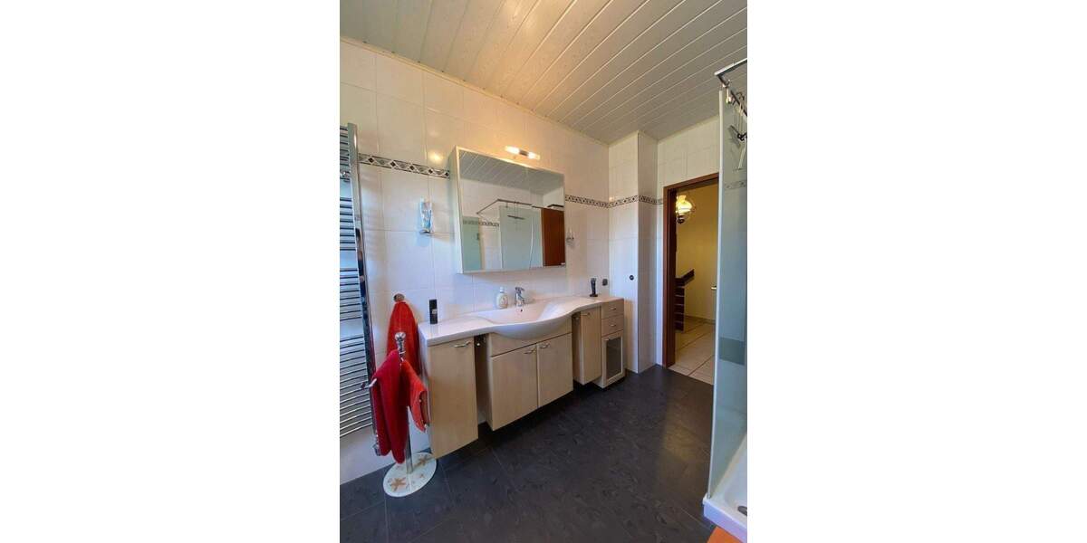 Etagenwohnung Wiesbaden Delkenheim - 5 Zimmer, 131 m&sup2;, 649.000&euro; | Angebot:24843760