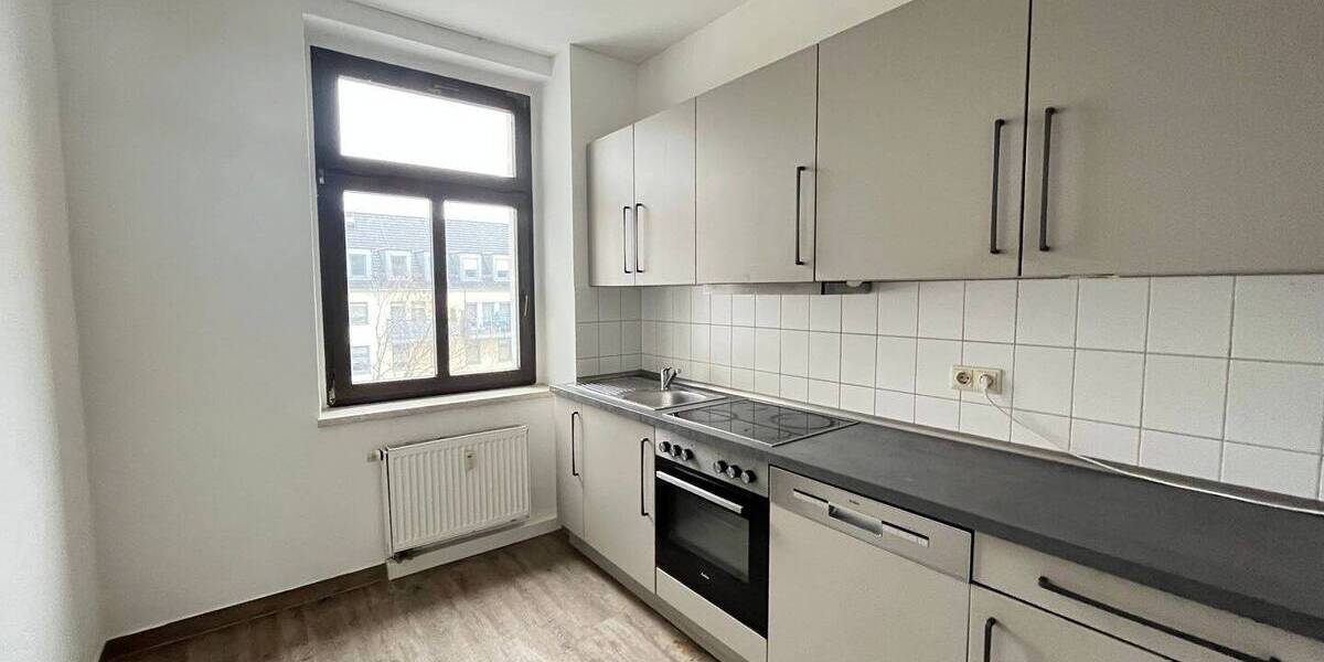 Zimmer Chemnitz Zentrum - 5 Zimmer, 110 m&sup2;, 790&euro; | Angebot:26345323