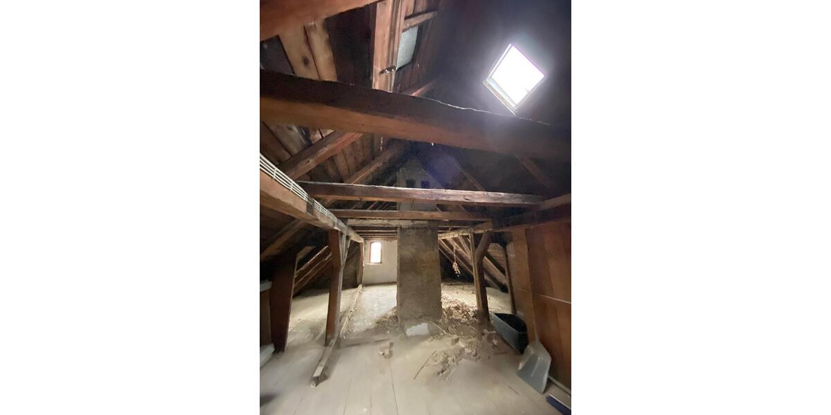 Mehrfamilienhaus, Wohnhaus Vohenstrauß - 10 Zimmer, 136 m&sup2;, 135.000&euro; | Angebot:26916559