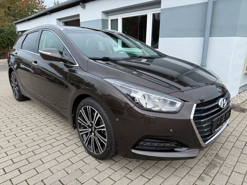 Hyundai i40 93.600 km 17.990 € Chemnitz OT Mittelbach 09224