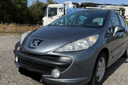 Peugeot 207 84.000 km 3.499 &euro; lahr 77933