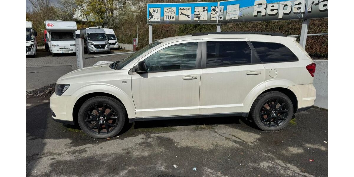 Fiat Freemont 88.800 km 9.999 &euro; Königswinter-Thomasberg 53639