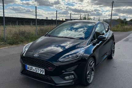 Ford Fiesta 60.300 km 20.800 € Leipzig 04129