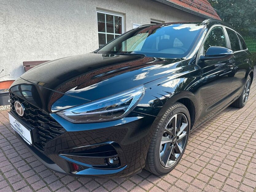 i30