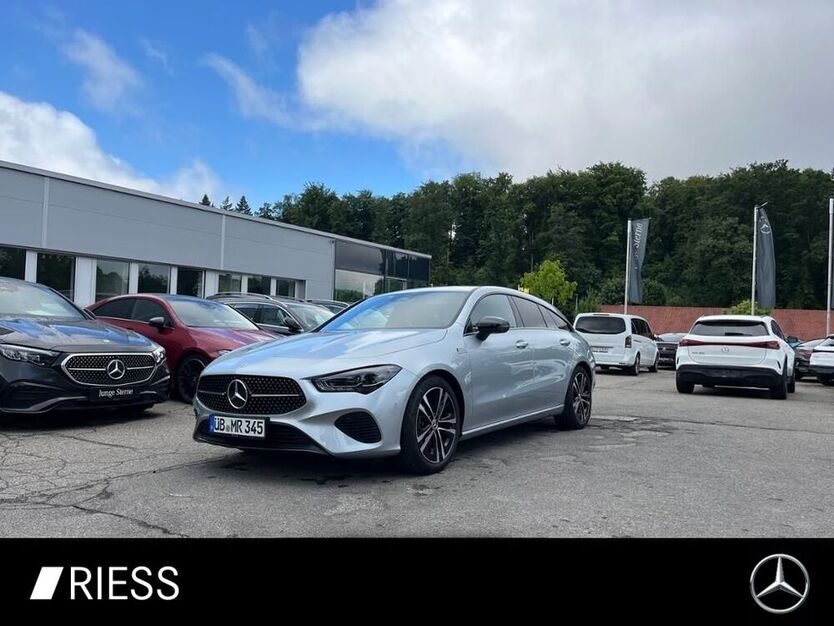 CLA 200 Shooting Brake