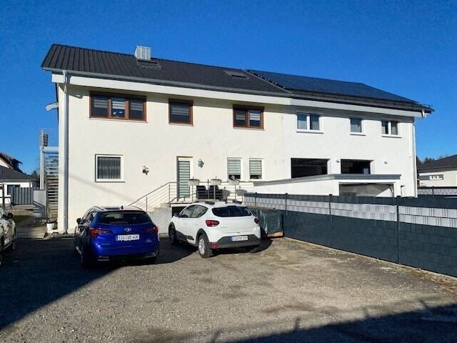 Etagenwohnung Pfullendorf Mottschieß - 3 Zimmer, 88 m&sup2;, 199.000&euro; | Angebot:26798826