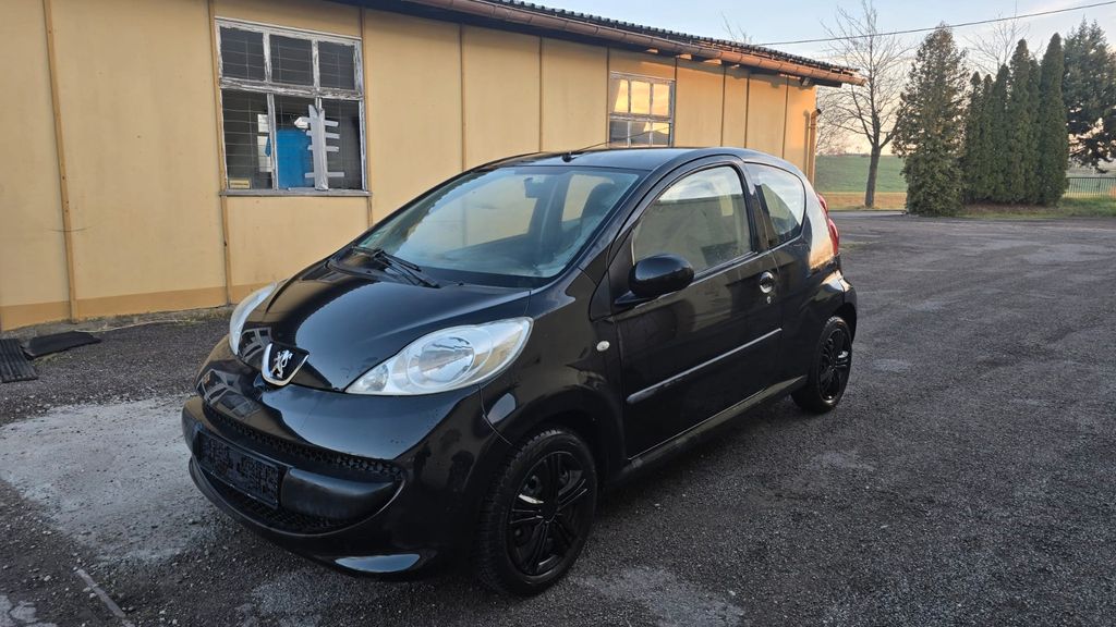 Peugeot 107 131.000 km 990 &euro; Oschatz 04758