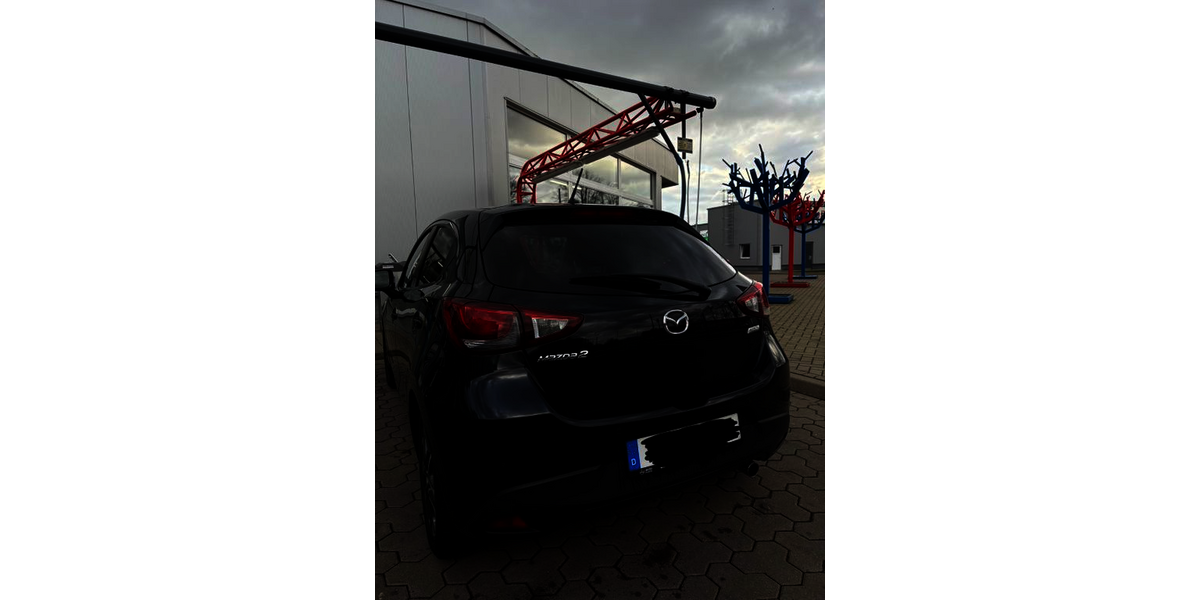 Mazda 2 135.000 km 11.499 &euro; Bremen 28309
