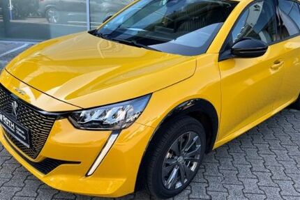 Peugeot 208 40.760 km 16.980 &euro; Offenburg 77654