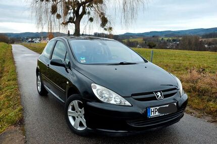 Peugeot 307 110.700 km 2.799 &euro; Fürth 64658