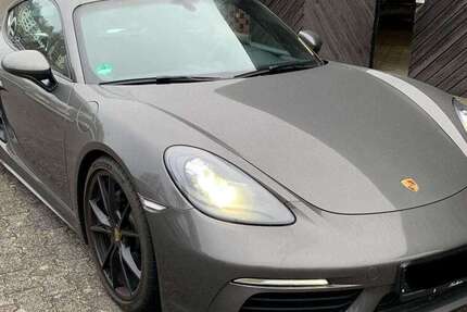 Porsche Cayman 33.000 km 53.718 € Siegen 57072