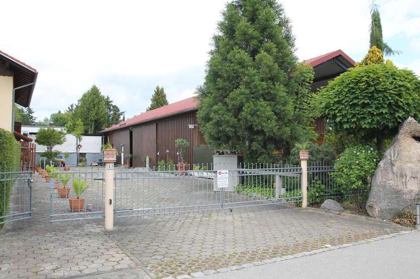 Halle in Buchloe 269.000 € 300 m²