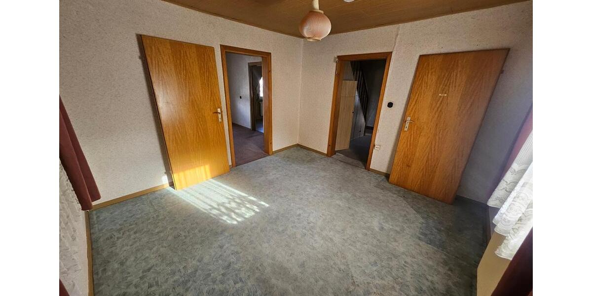 Einfamilienhaus Eschenburg - 6 Zimmer, 110 m&sup2;, 850&euro; | Angebot:26406902