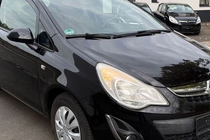 Opel Corsa 180.000 km 2.890 &euro; Dortmund 44147