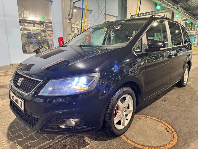 Seat Alhambra 201.350 km 8.990 € Moers 47445