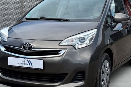Toyota Verso-S 97.000 km 8.450 &euro; Haldensleben 39340