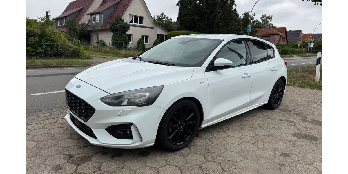 Ford Focus 160.000 km 10.500 &euro; Stelle 21435