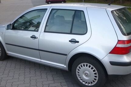 VW Golf 165.000 km 1.000 &euro; Möhnsen 21493