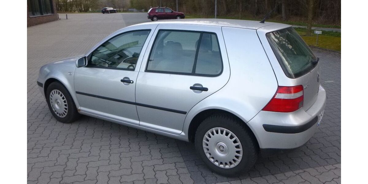 VW Golf 165.000 km 800 &euro; Möhnsen 21493