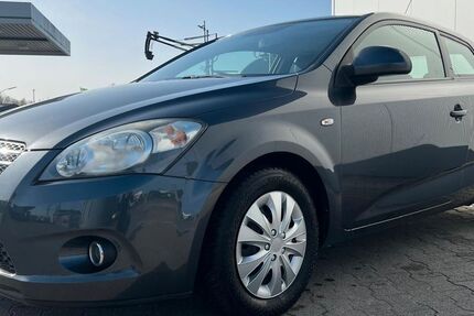 Kia ceed / Ceed 182.000 km 2.590 &euro; Ascheberg 59387