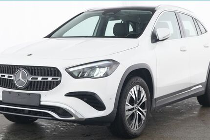 Mercedes-Benz GLA 180 36.968 km 36.790 &euro; Passau 94034