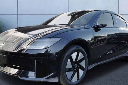 Hyundai IONIQ 6 7.500 km 32.950 € Berlin 12351