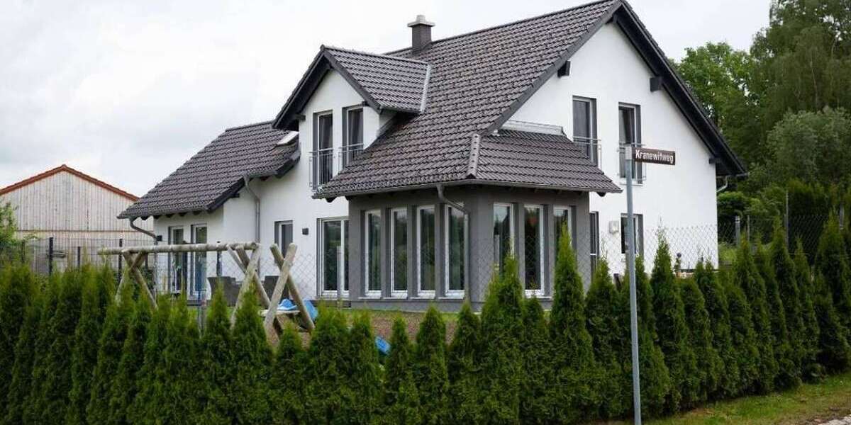 Einfamilienhaus Freyung Kreuzstraße - 8 Zimmer, 180 m&sup2;, 570.000&euro; | Angebot:26422631
