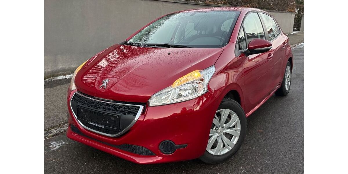 Peugeot 208 135.000 km 3.999 &euro; Reutlingen 72762